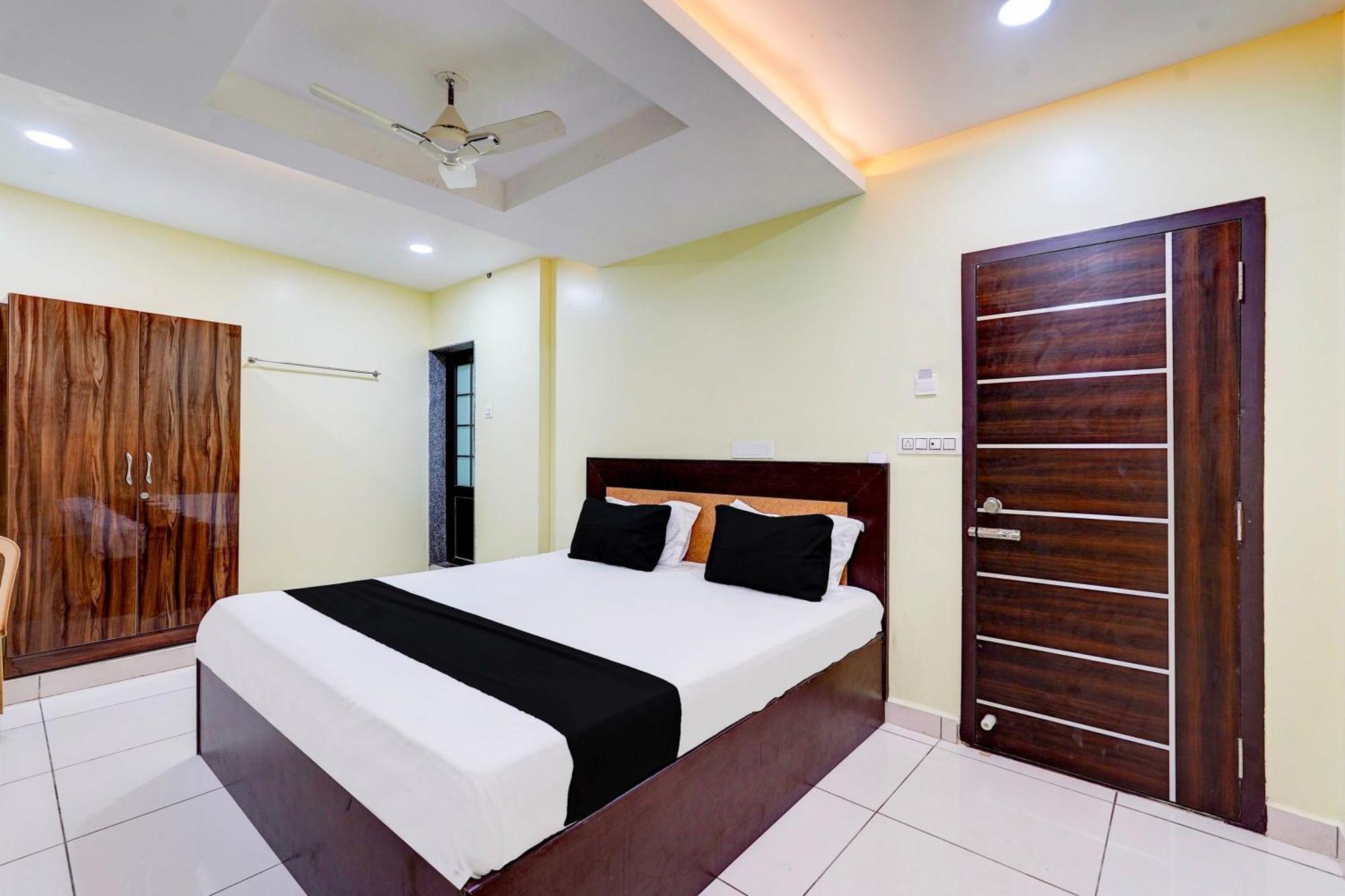 Super Hotel O Perungalathur Near Bus Stand Chennai Esterno foto
