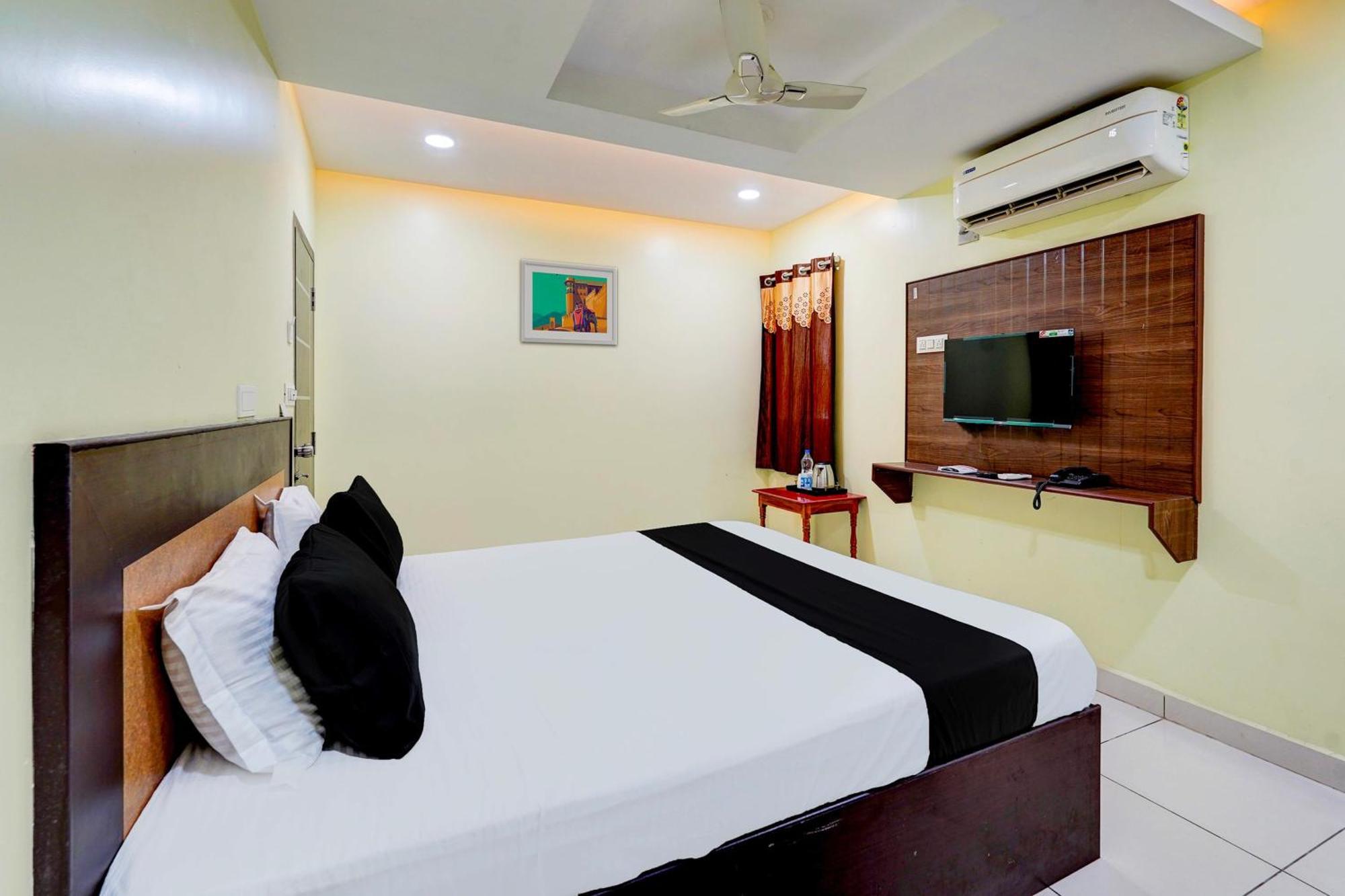 Super Hotel O Perungalathur Near Bus Stand Chennai Esterno foto